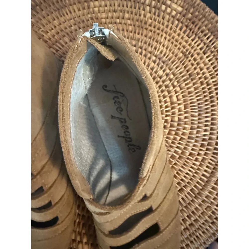 Free‎ People Tan Suede Caged Ankle Boots Pointed Toe Strappy Booties Size 38